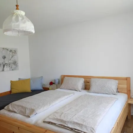 Lejlighed Haus Buebl *